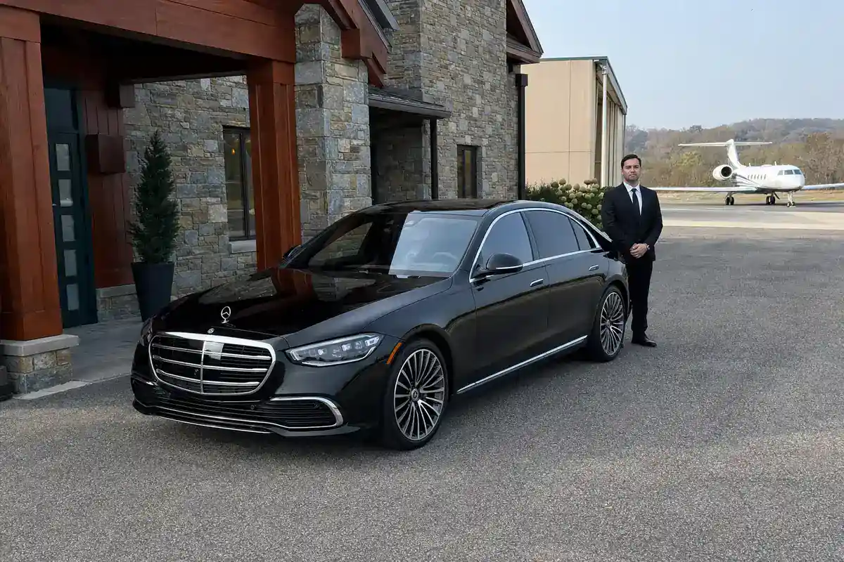 Car service to Westchester County Airport (HPN) with a black car at private aviation